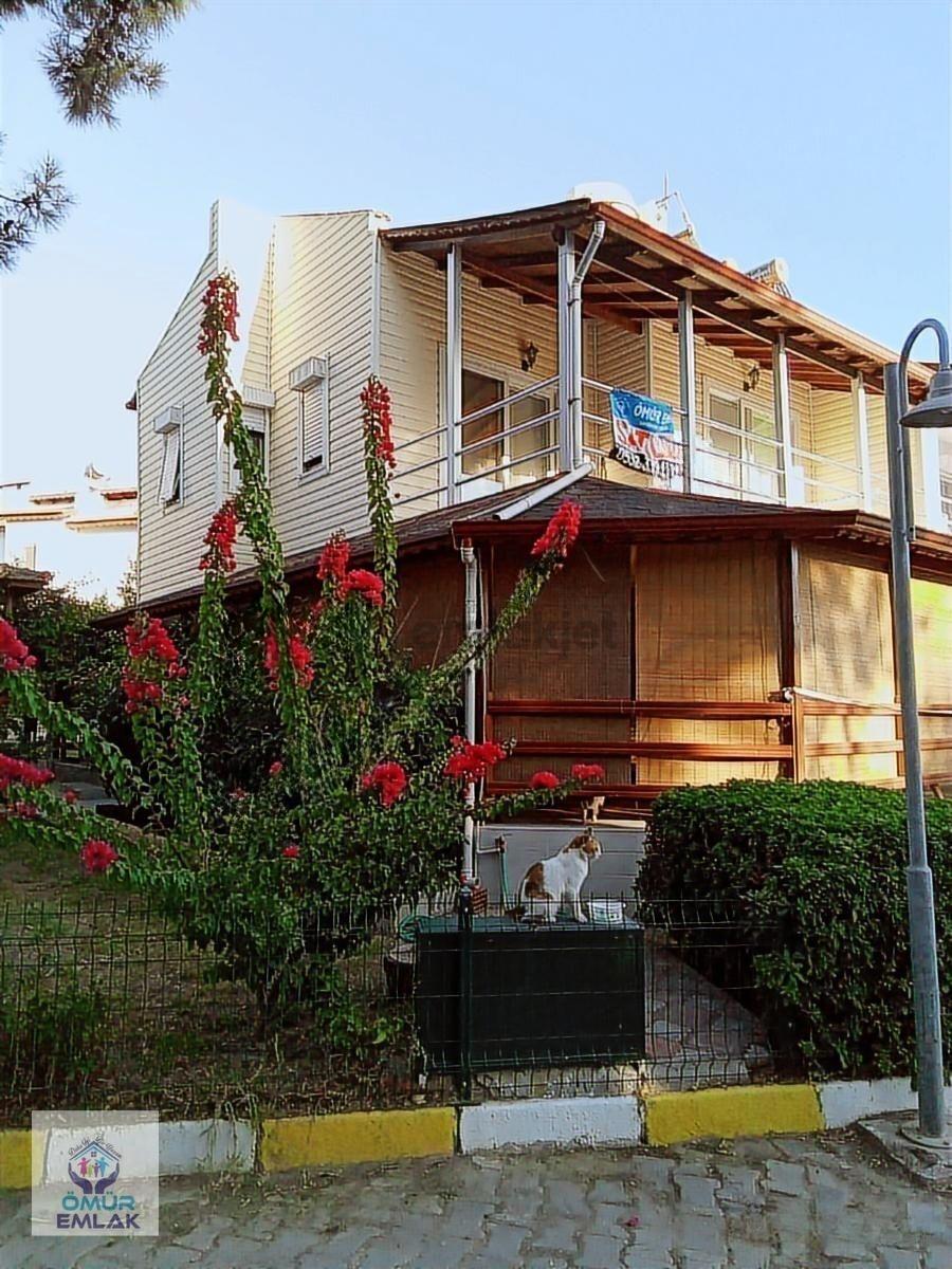 Seferihisar Ömür Beldesinde Havuzlu Sitede Denize Sıfır Dubleks. - 7