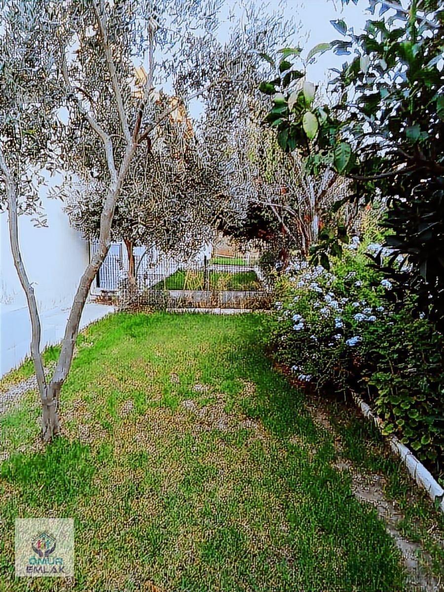 Seferihisar Ömür Beldesinde Denize Sıfır Havuzlu Sitede Satılık. - 9