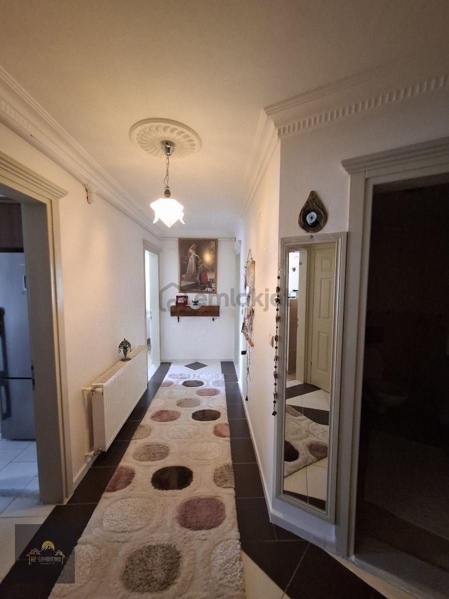 Kuşadası Merkezde Satılık 4+1 Çatıdublex - 3