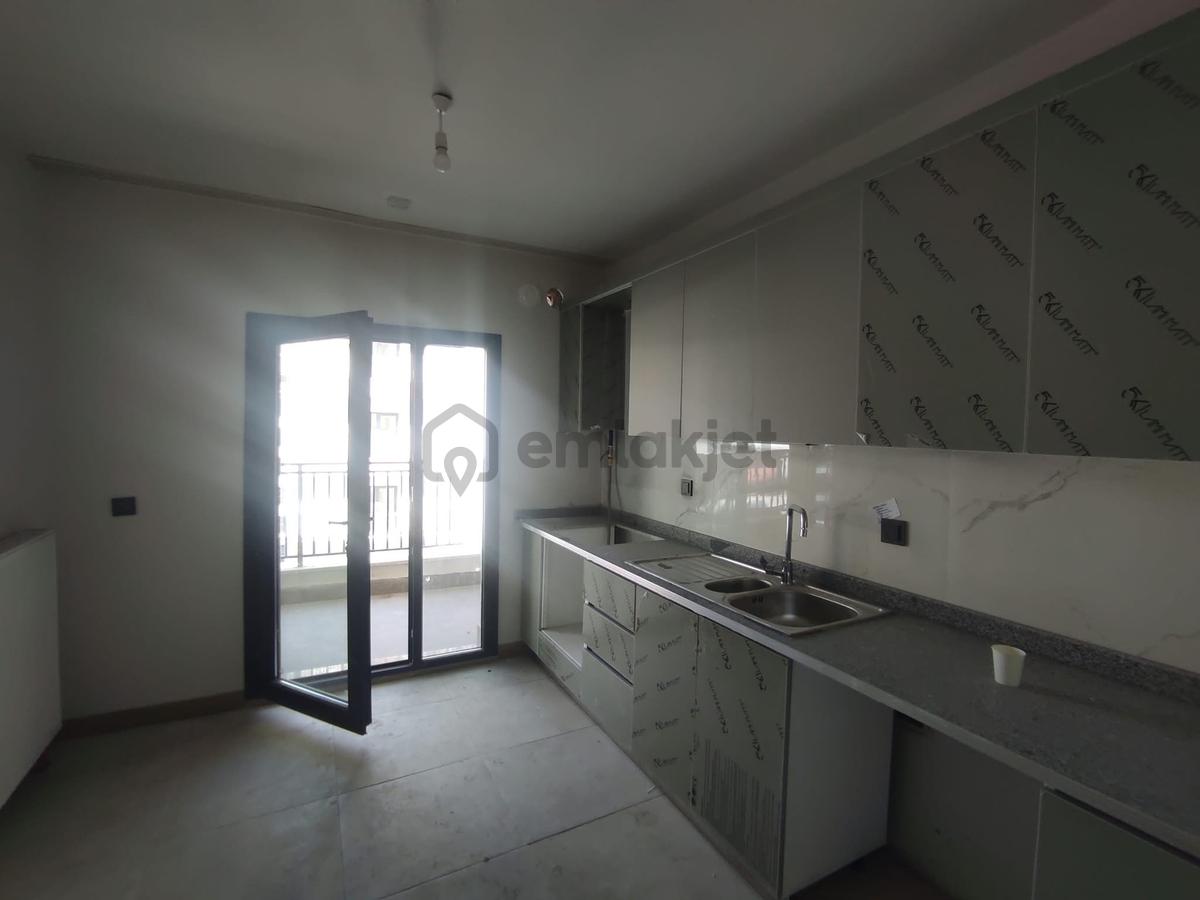 Taştepe Toki Sıfır Ara Kat Kiralık 3+1 Daire - 2