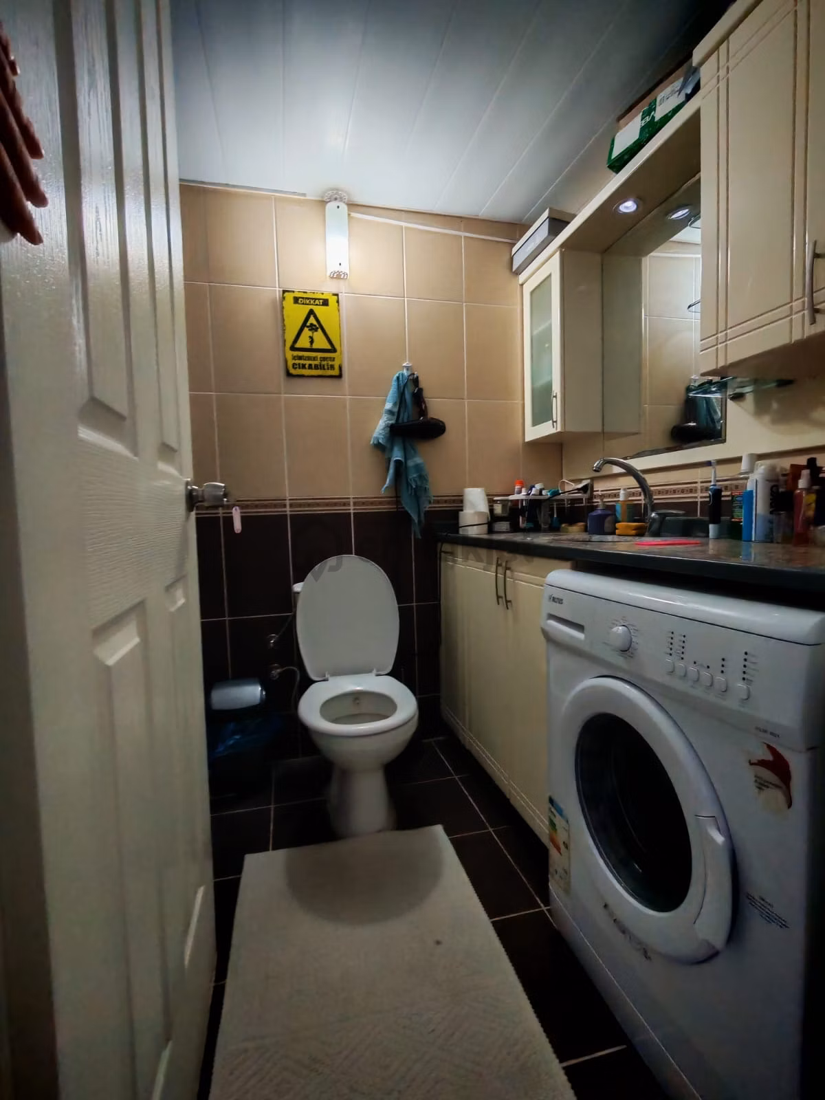 Barbaros Mah. 3+1 Ara Kat - Site İçerisinde -ferah Bakımlı Daire - 9