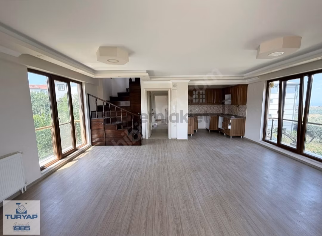 Yalova Akköy Doğa Ve Deniz Manzaralı 4+1 Kiralık Dubleks Daire - 14