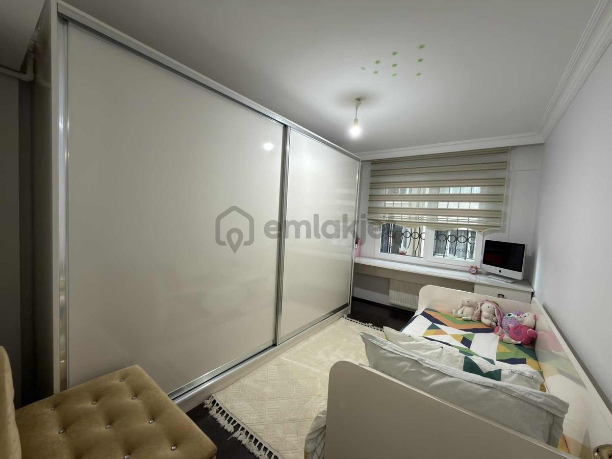 Berk Emlak'tan Site İçerisinde 180 M2 3+1 Satılık Daire - 16