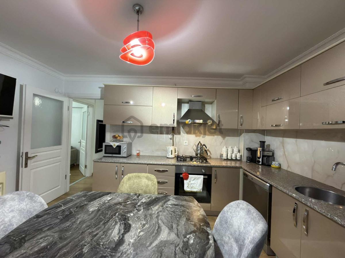 Berk Emlak'tan Site İçerisinde 180 M2 3+1 Satılık Daire - 3