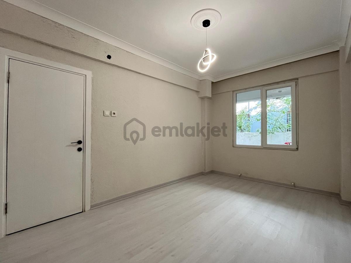 Yetki Gürsoy'dan Altınkumda Eb.banyolu Denize 200m Bahçeli 2+1 - 25