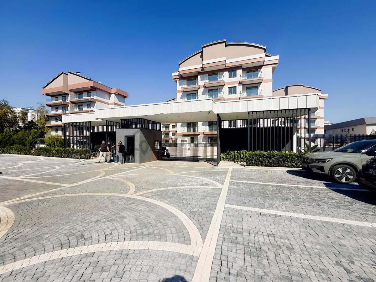 Bahçe Kullanımlı Yerden Isıtmalı Site İçerisinde 1 + 1 Daire - 7