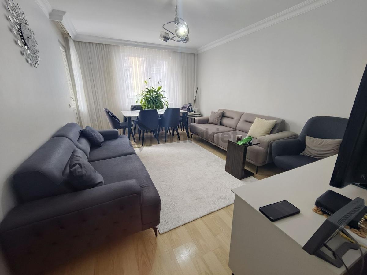 Güneyden Geniş Kullanışlı Balkonlu 3+1.100m2 Daire - 12