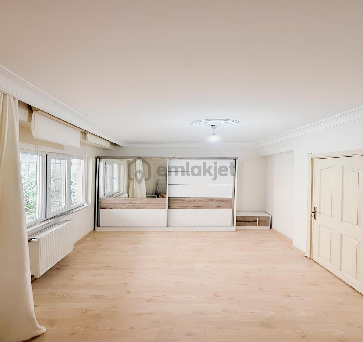 Metrobüse Yürüme Mesafesinde 1+1 Kiralık Yüksek Giriş - 28