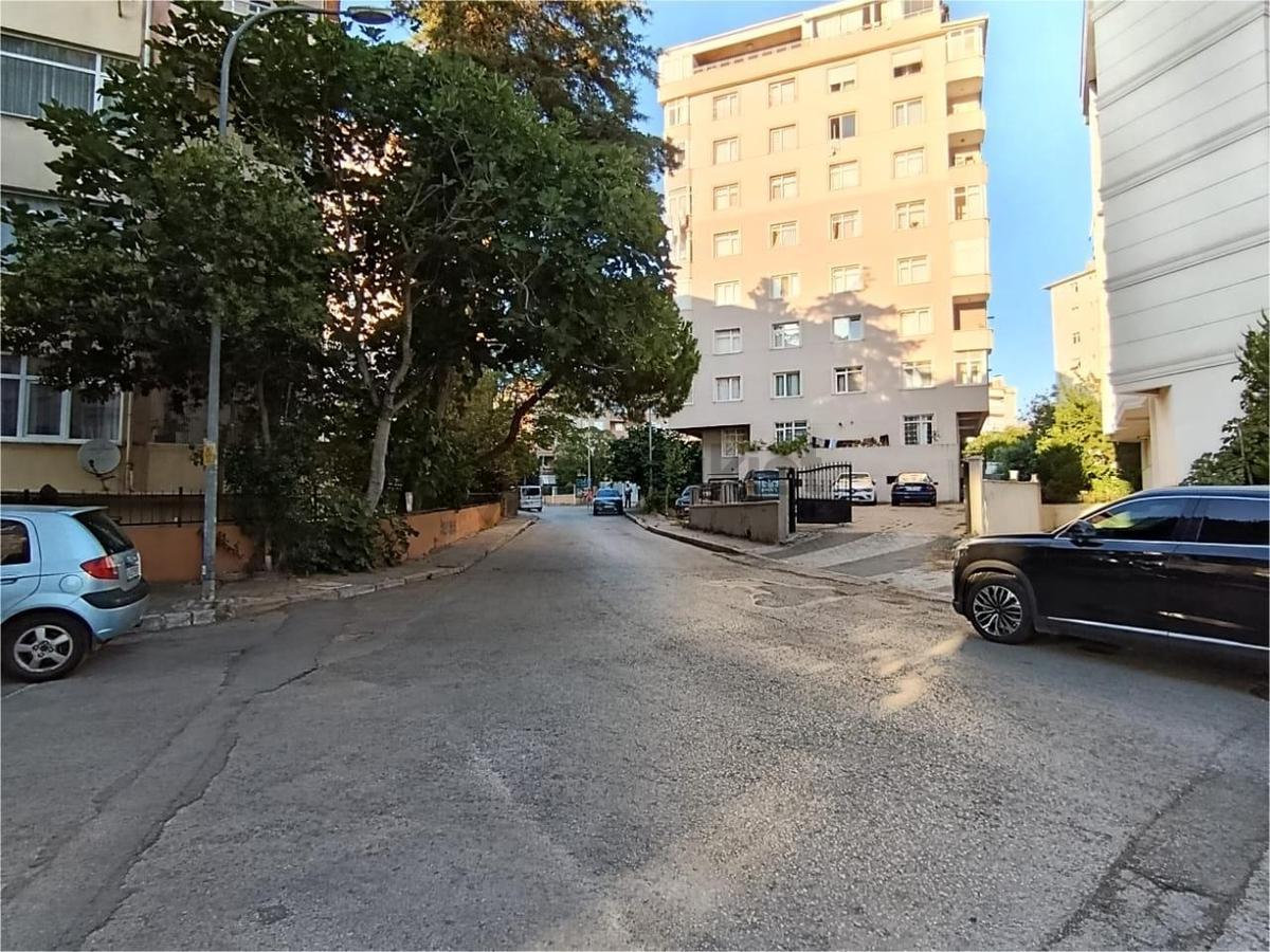 Maltepe Bağlarbaşında Merkezi Lokasyon 3+1 125m2 Satılık - 18
