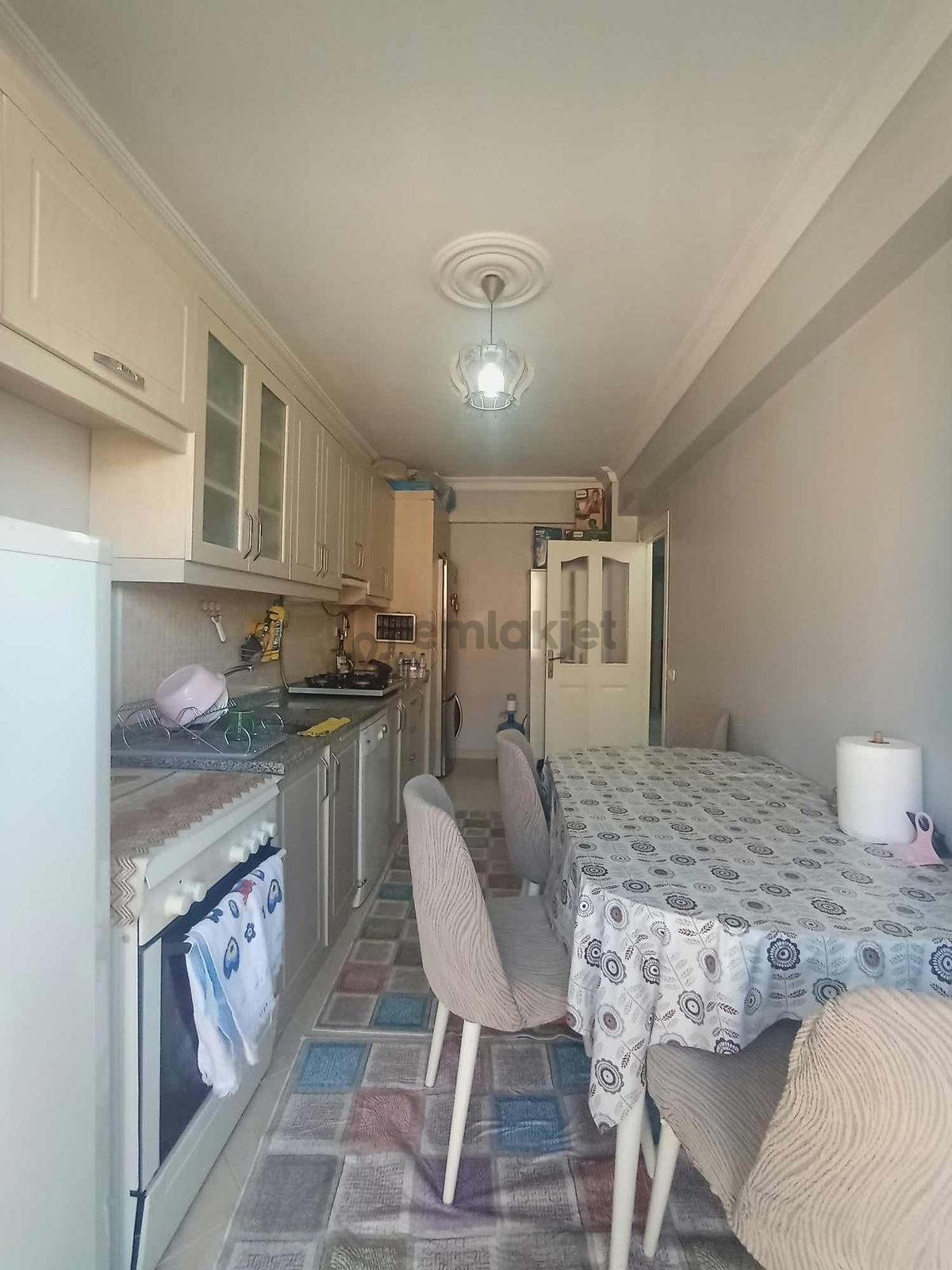 Avcılar Cıhangır'de Satılık 3 + 110 Metre² Daıre - 26