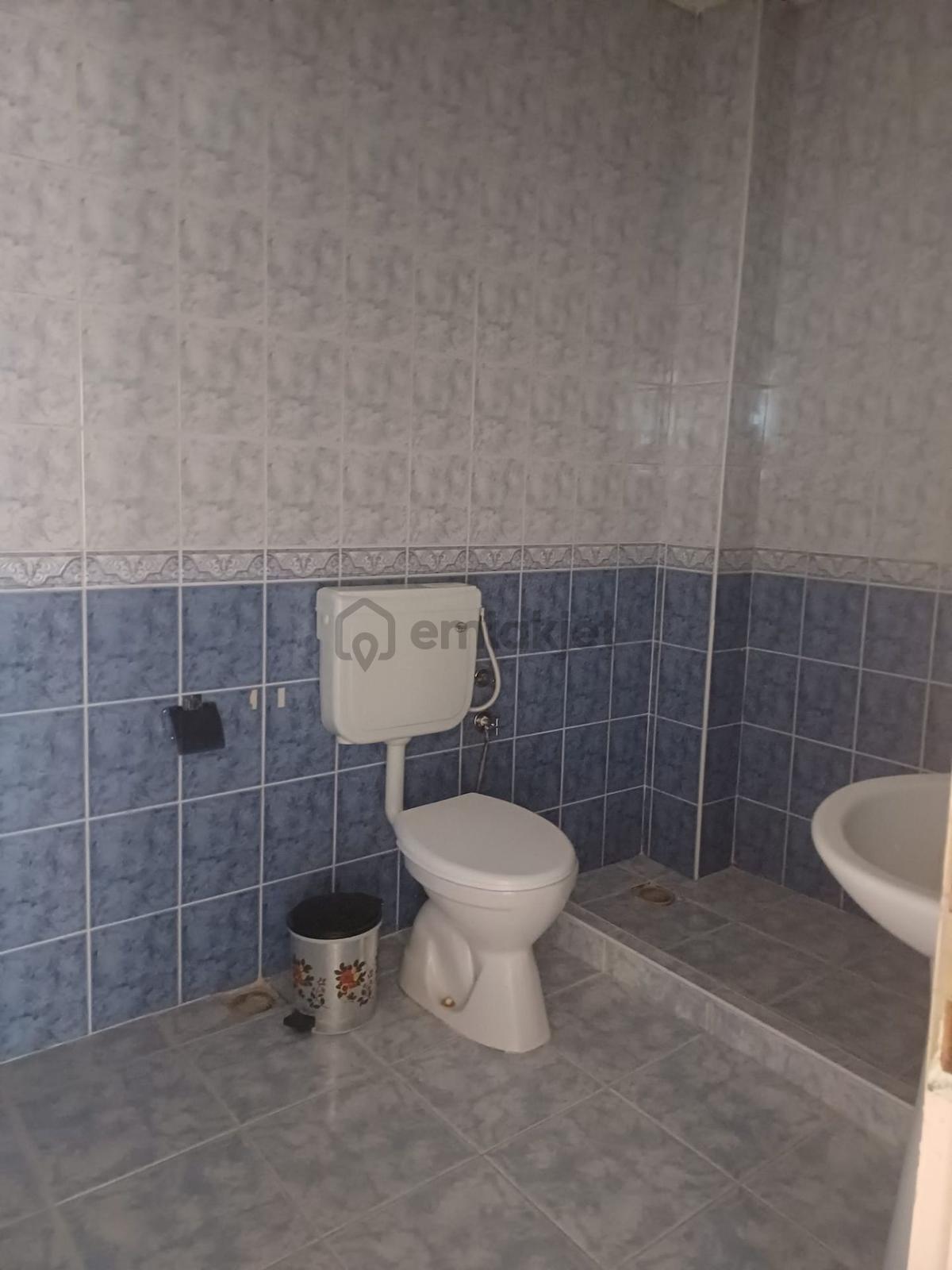 Beyhekim Caddesinde Kiralık Daire - 11