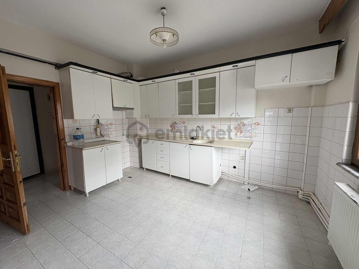 2 Nolu Erdoğduda Kiralık 3+1 Doğalgazlı Daire - 18