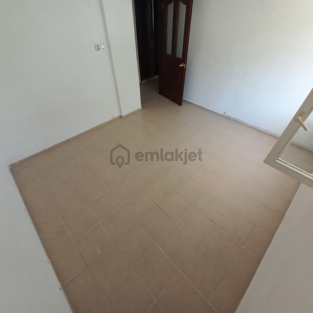 Akçay'da Kiralık Doğalgazlı 2+1 Kiralık Daire - 24