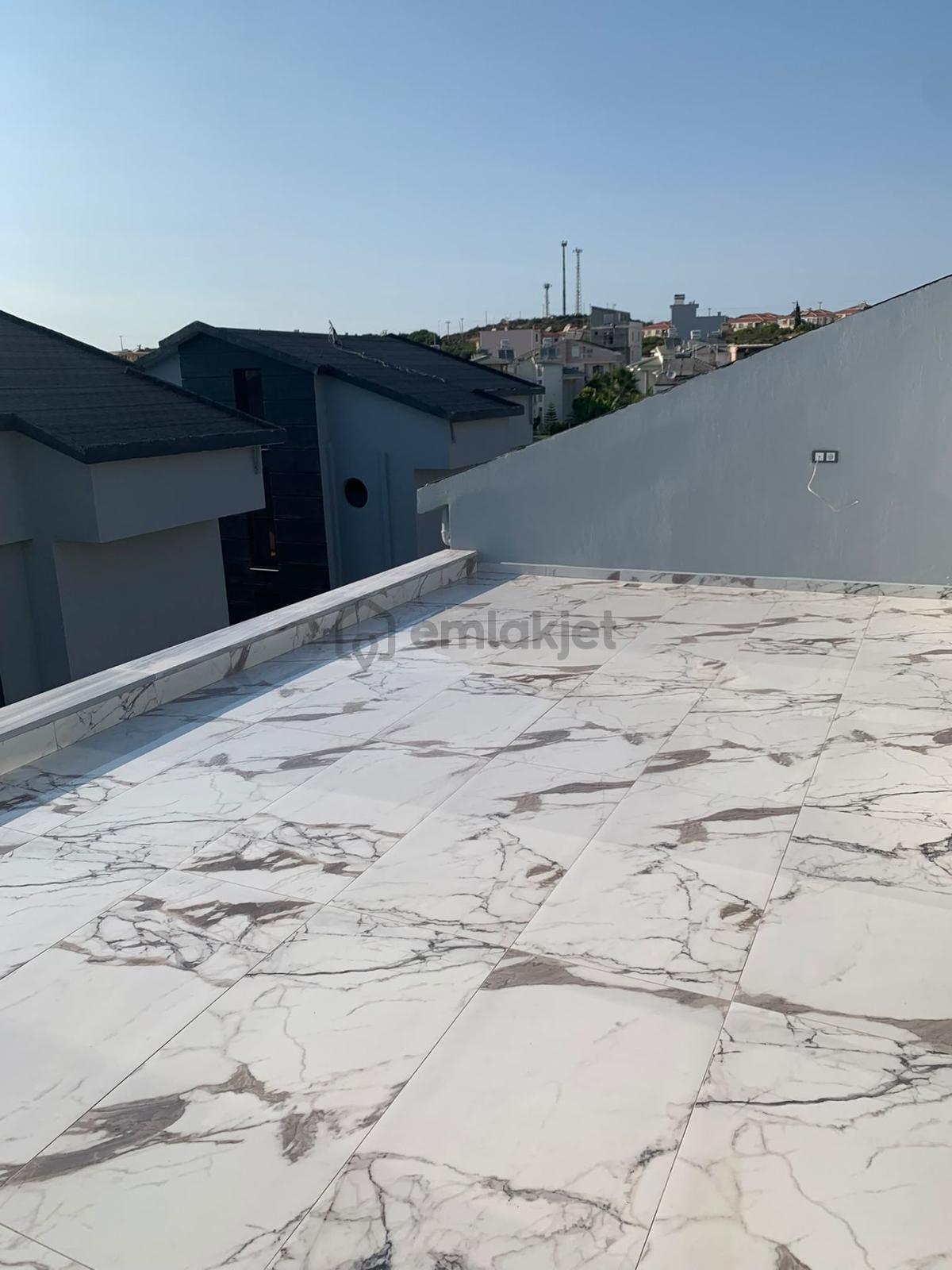 Didim Havuzlu Sitede Satılık 3+1 Villa - 7