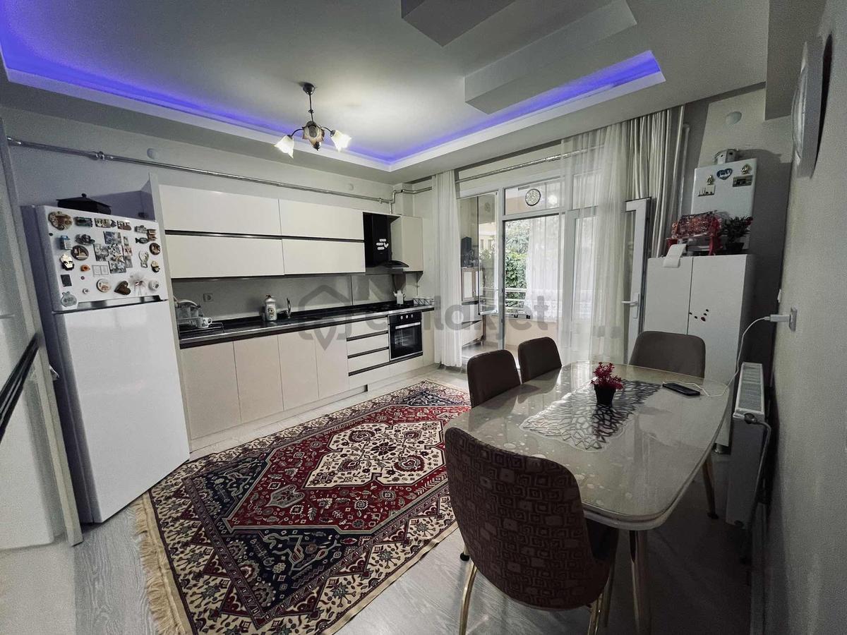 Toptancılar Civarı Siteli Güvenlikli Acil Satılık 4+1