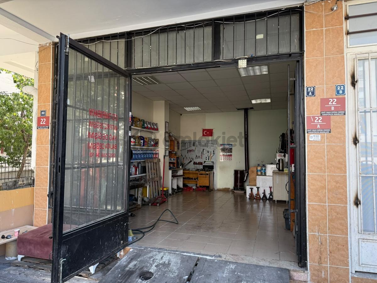 Karapürçek'te Cadde Üzeri Depolu Kiracılı Dükkan - 3