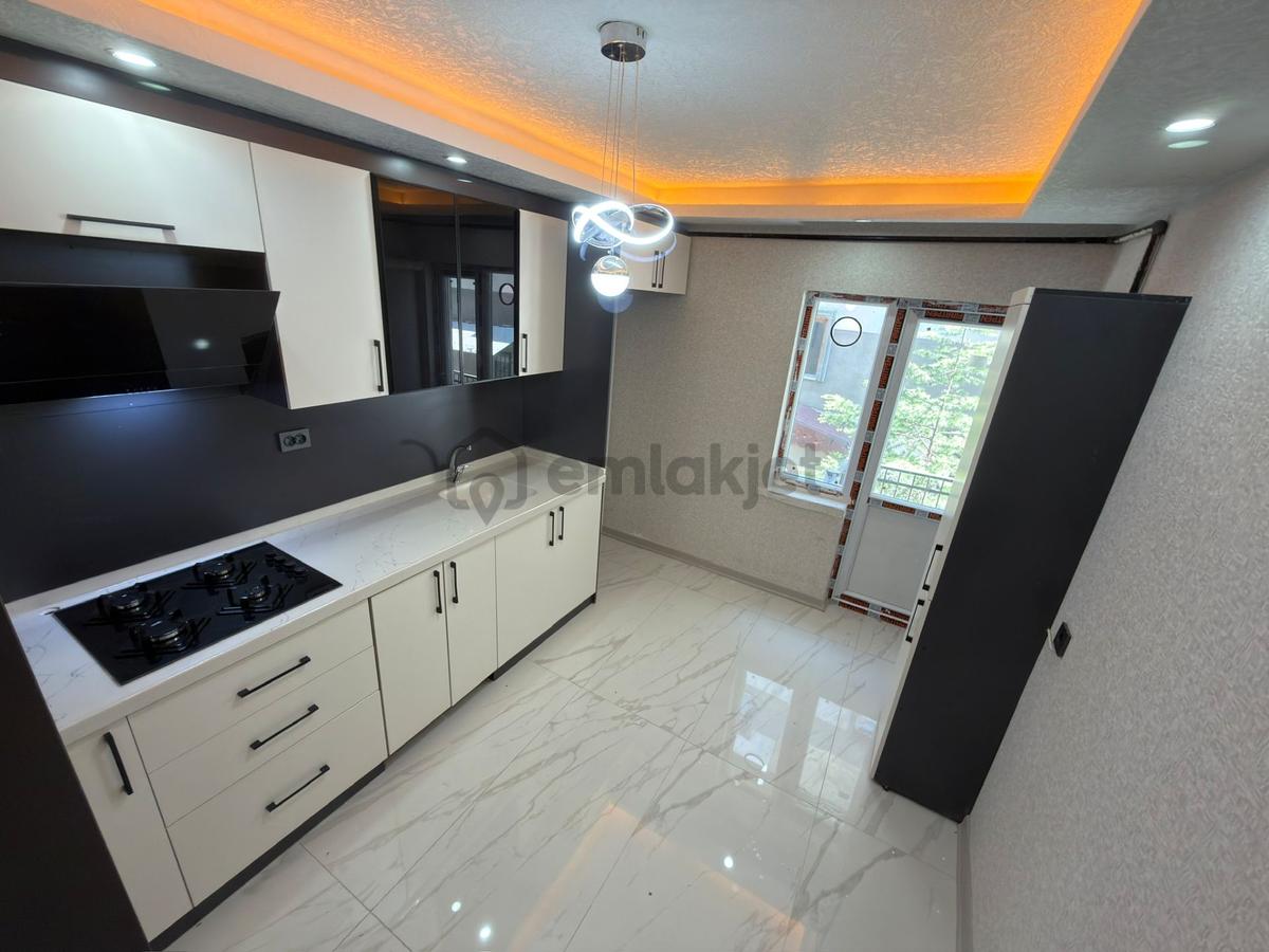 Sincan Plevne Mah 1.arakat 125m2 3+1 Masrafsız Satılık Daire