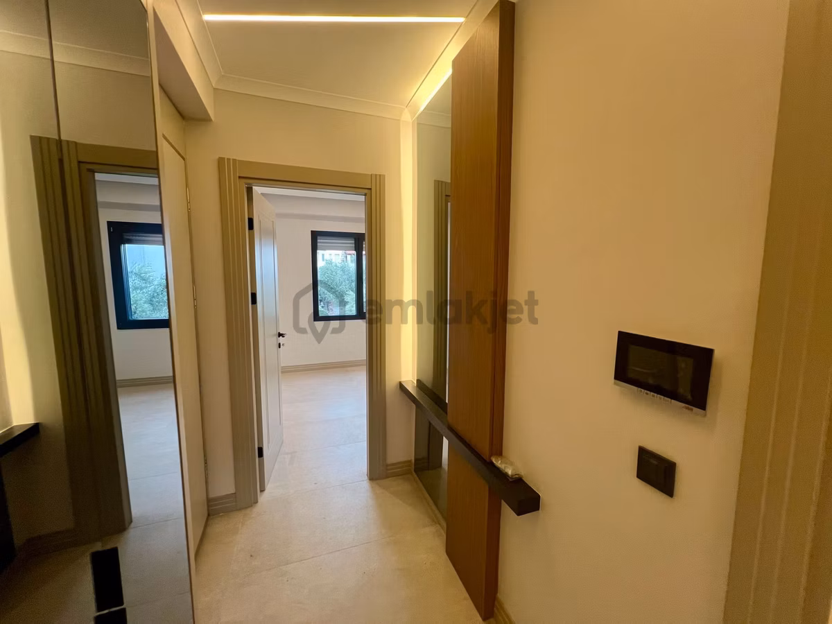 Müstakil Tadında Denize 100 Metre 2+1 Daire - 8
