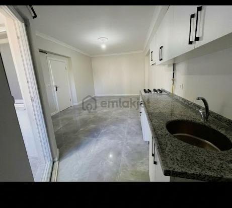 Sahibinden Yeni Cami'de Sahibinden 3+1 Kiralık - 2