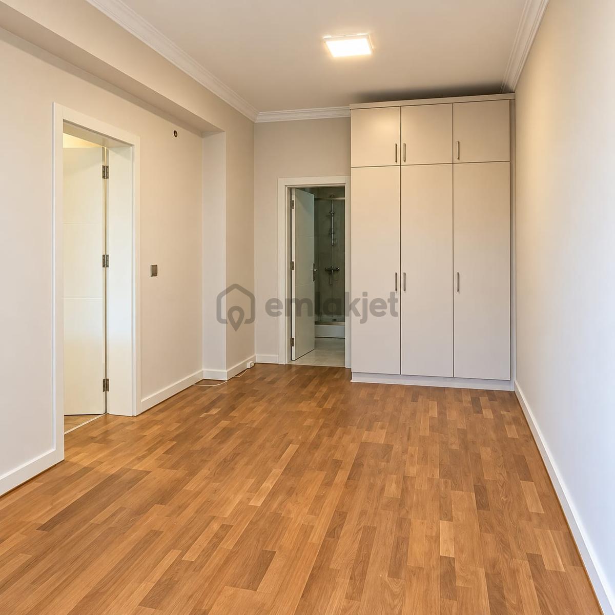 Alacaatlı'da Merkezi Konumda 600 M² Arsalı Müstakil Villa - 26