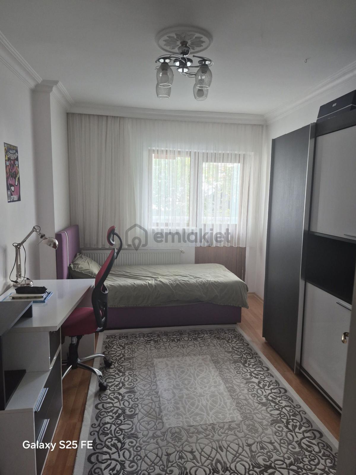 Sahibinden Ahi Mesut Mahallesi'nde Satılık Eşyalı 3+1 Daire - 5