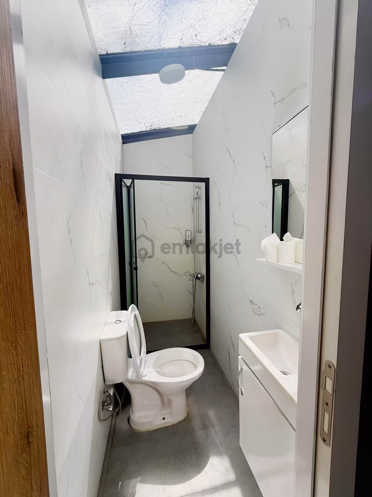 Pasifik'ten Mendereste Doğayla İç İçe Kiralık Havuzlu Tinyhouse - 13
