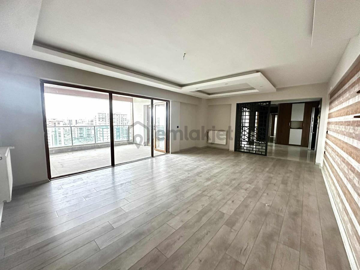 Emlak Fix'den Kardeşler Mh.| 170 M2 Satılık | Ara Kat - 25