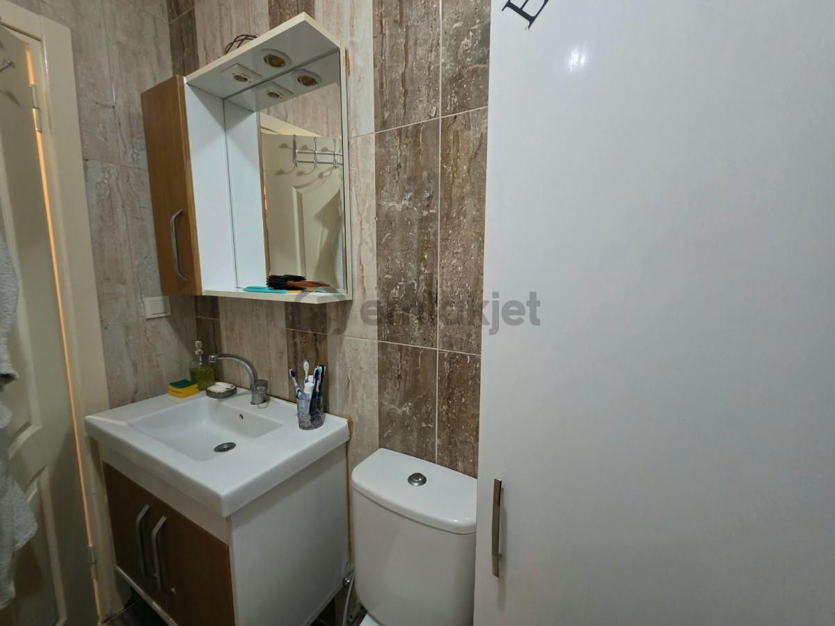 Çift Cepheli Kiralık 2+1 Giriş Kat Daire - 18