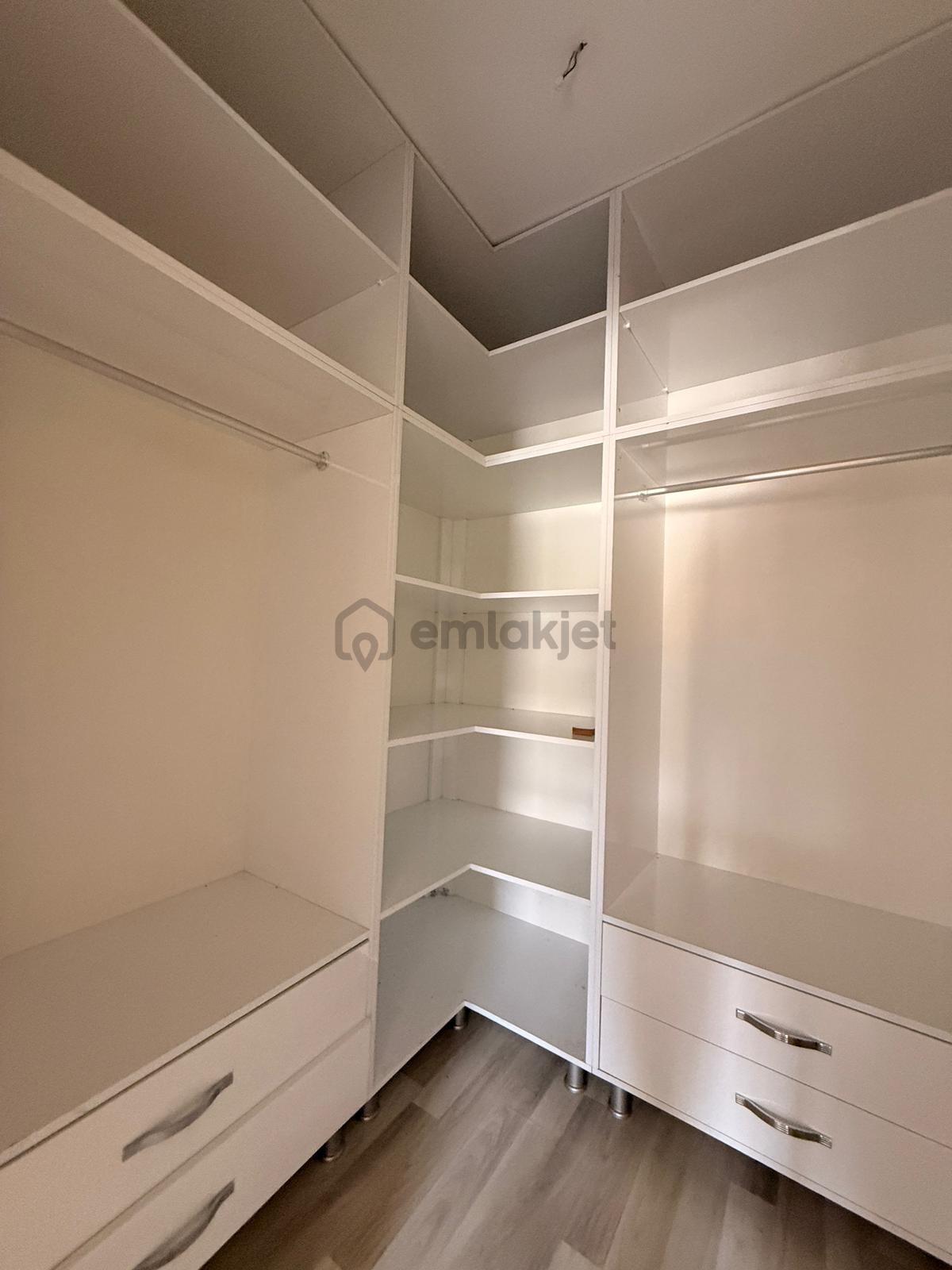 Bayram Hacılıda 5+1 Kiralık Villa - 32