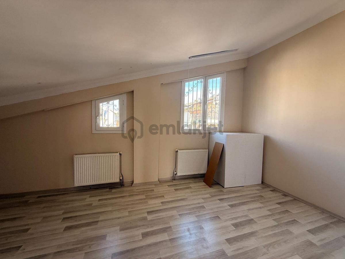 Bayram Hacılıda 5+1 Kiralık Villa - 24