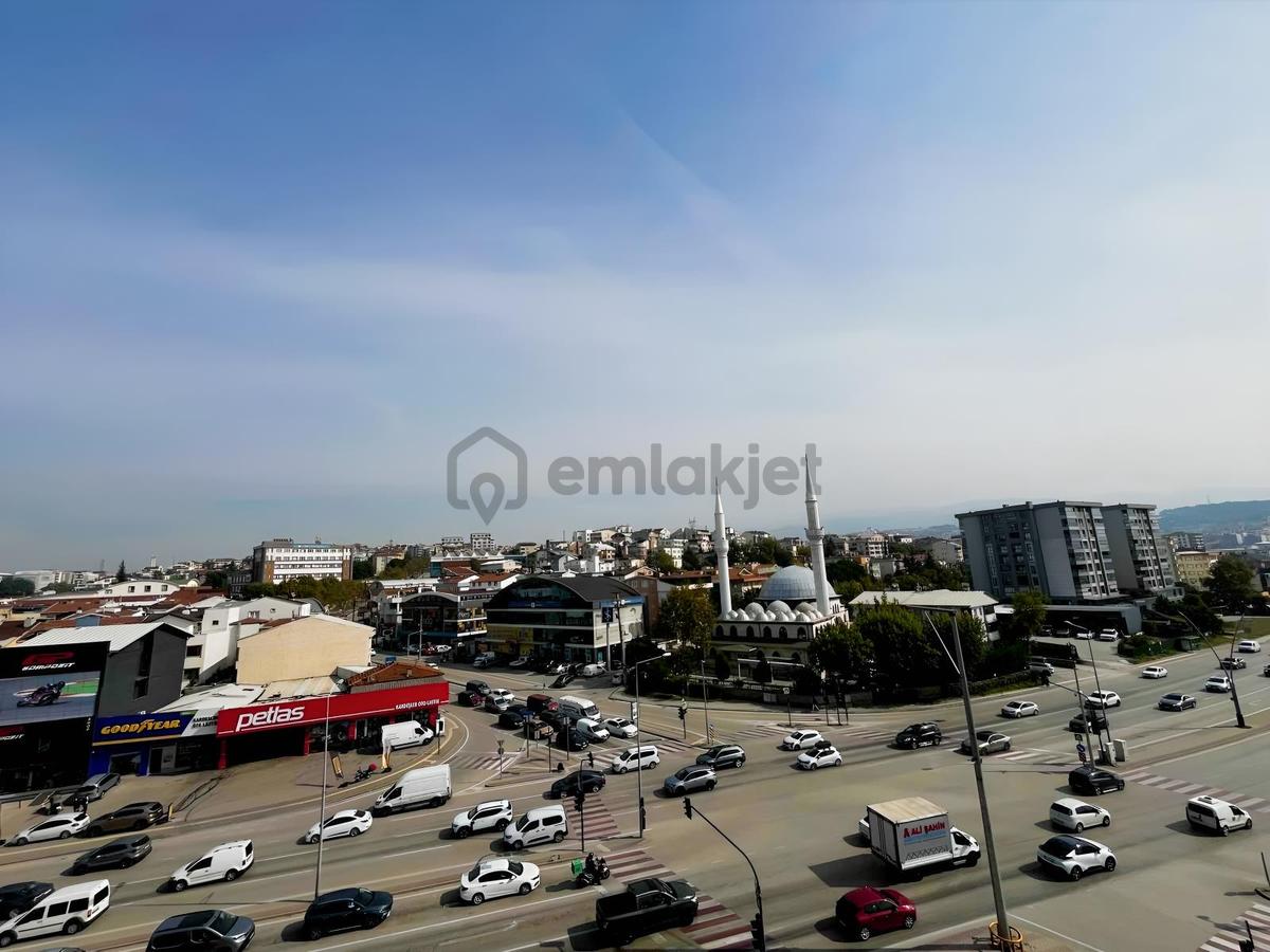 Alpaslanlar İş Merkezinde 380 M2 Teraslı Lüks Ofis - 18