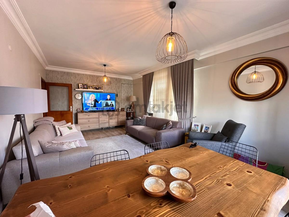 Çeliktepe'de 4 Levent Metroya 15 Dk 3+1 Satılık Geniş Daire