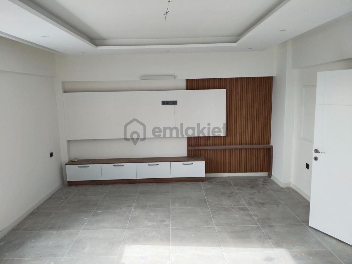Berkay Emlaktan Zafer Mahallesinde Satılık Daire - 2