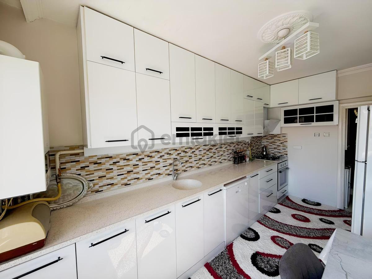 Çarşıda Full Eşyalı Kiralık Ev - 14