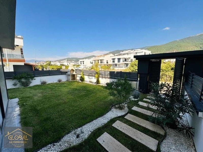 Özderede Denize 200m Büyük Bahçeli Köşe Villa - 23