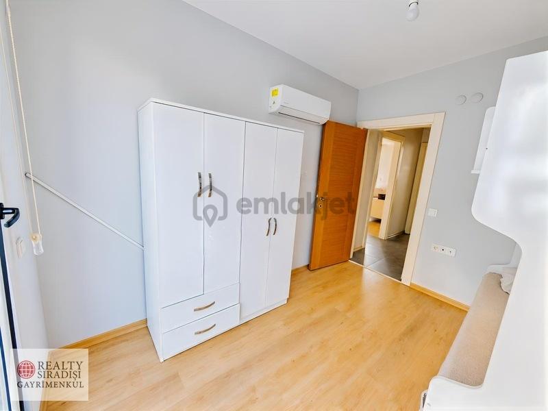 Güzelbağda Site İçinde Satılık 2+1 Ebeveyn Banyolu Havuzlu - 24