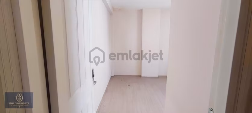 Ferman Caddesinde 4.katta 2+1 Acil Satılık Nakit İhtiyacından - 6