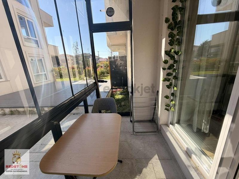 Karasu Y. Mahallede Havuzlu Sitede Eşyalı 1+1 Daire - 16