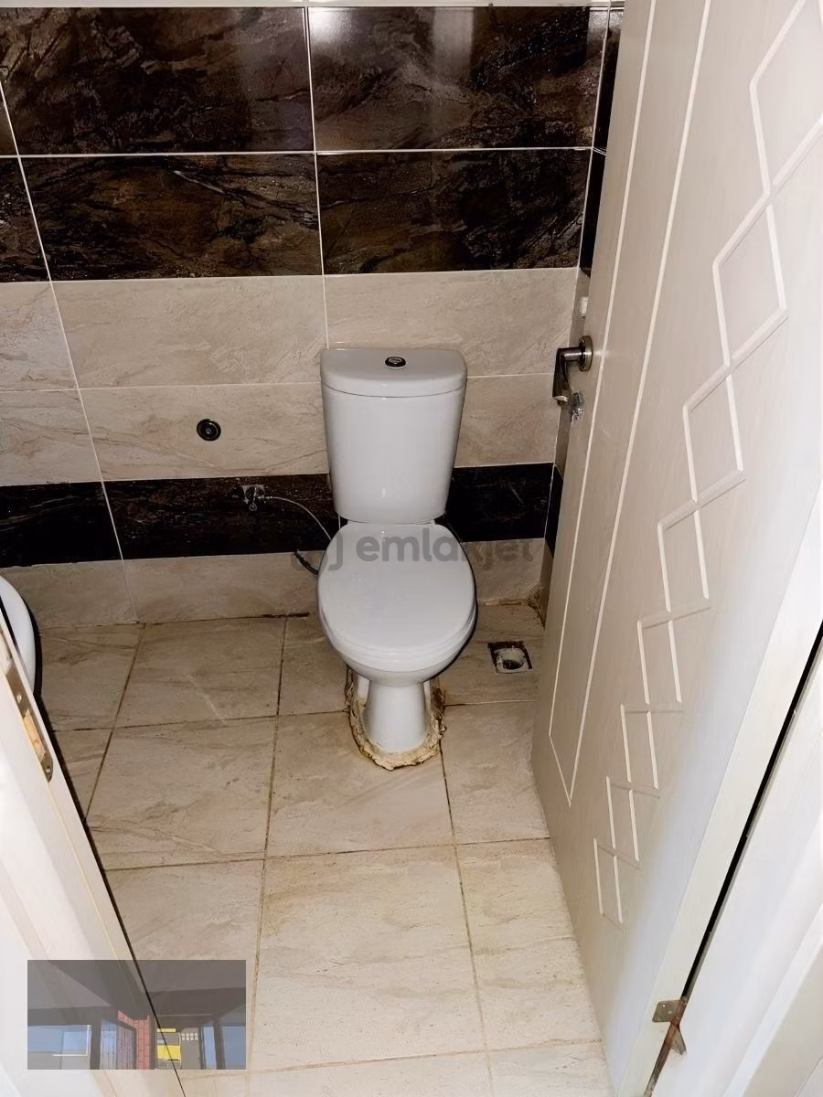 Metrobüse Yakın 2+1 Kiralık Daire - 7