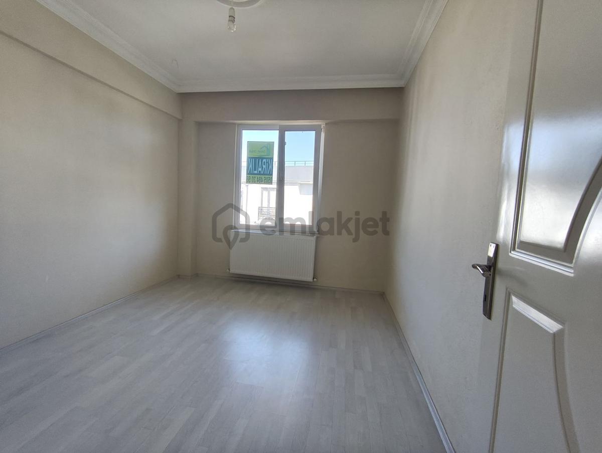Karasu Aziziyede Kiralık 3+1 Daireler - 14
