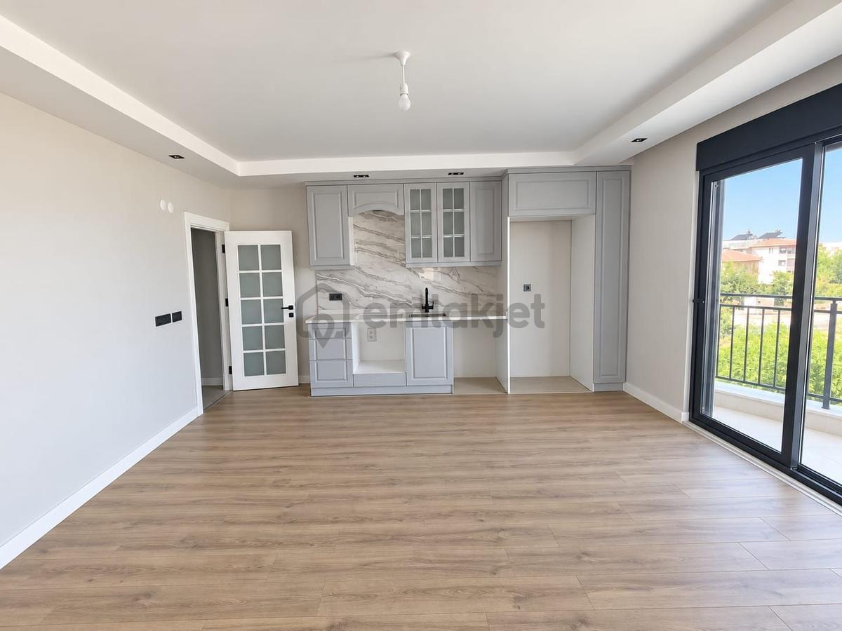 Manavgat Ilıcada Satılık Asansörlü Sıfır 4+1 Dubleks Daire - 9