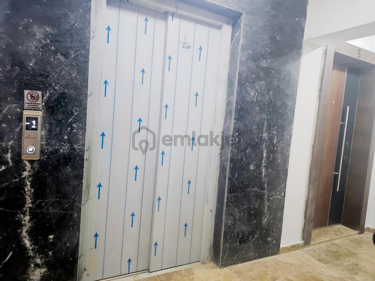 Emekte 2+1 Sıfır Bina 1. Kat Metro Yakını - 8
