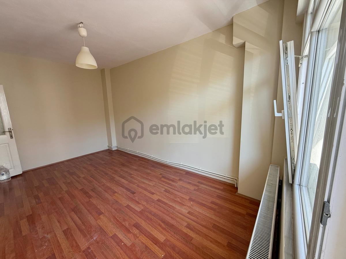 Ferahevler Ana Cadde Paraleli Boyalı 2+1 Kiralık Daire - 35