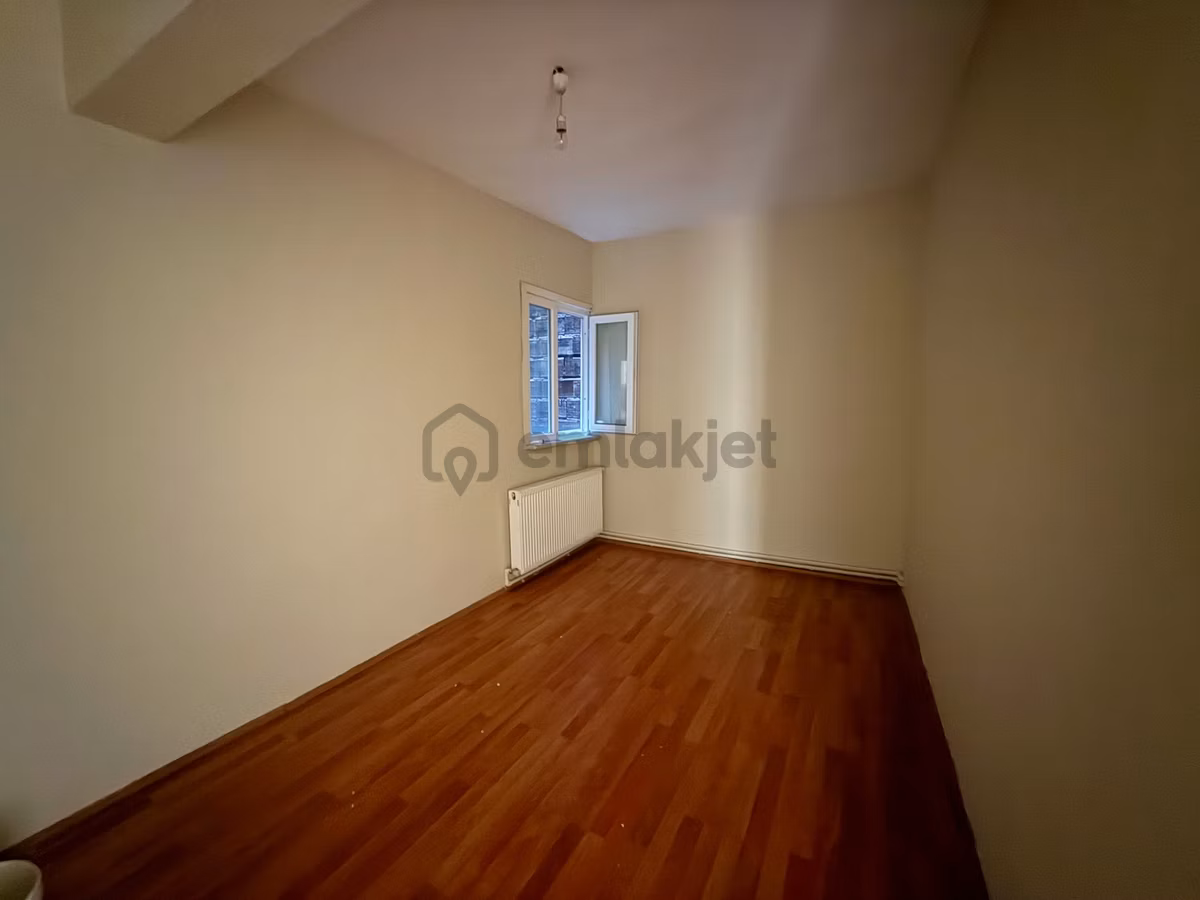 Ferahevler Ana Cadde Paraleli Boyalı 2+1 Kiralık Daire - 31