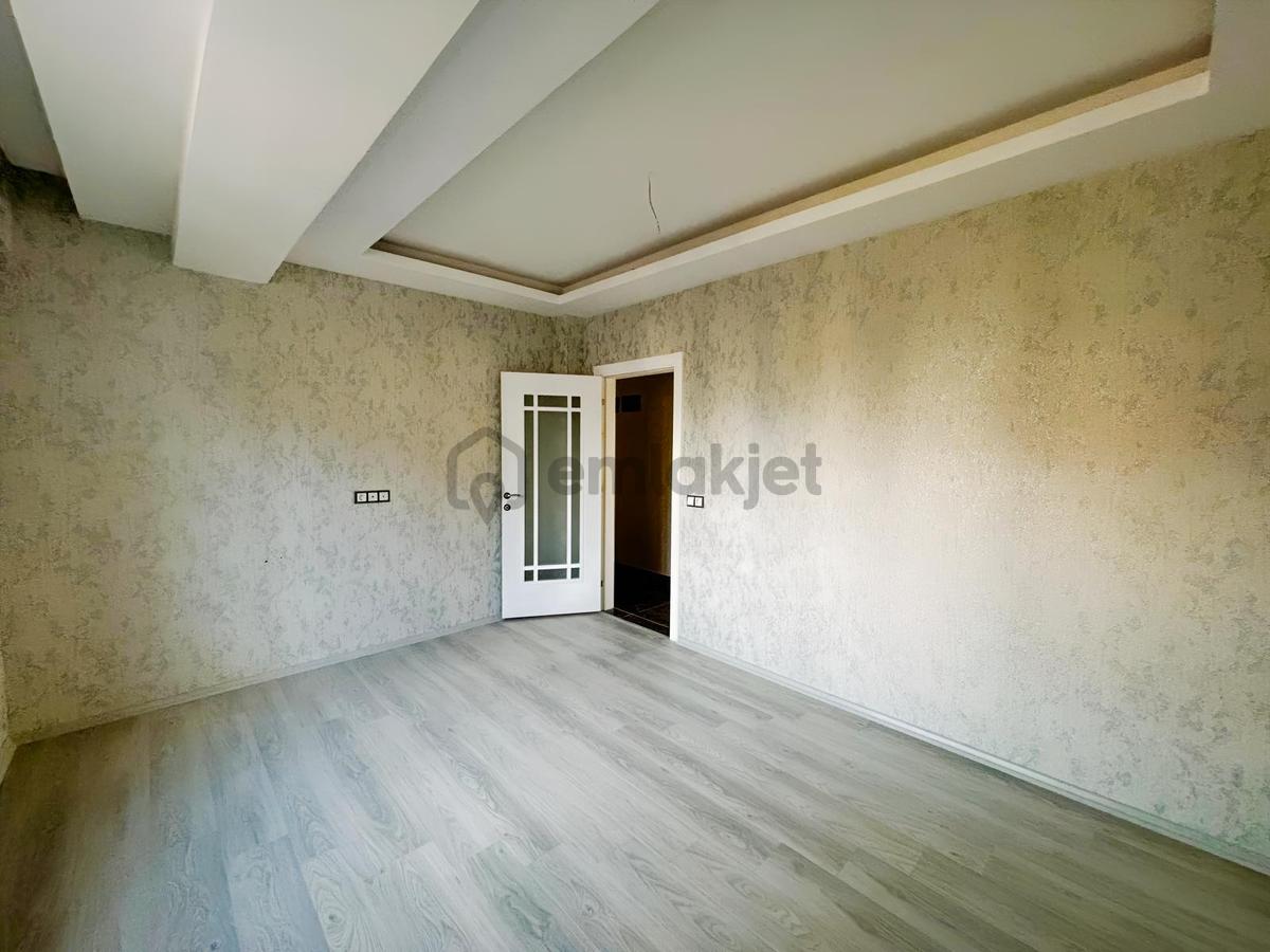 Uluğbey Mah. Cadde Üzeri, Lüks Site İçinde Satılık 3+1 Daireler - 9
