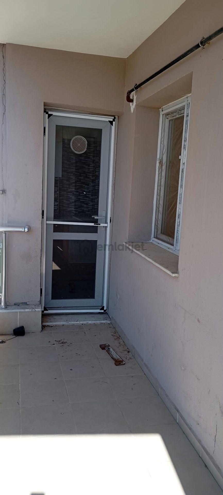 Site İçerisinde Asansörlü Doğalgazlı Kiralık 3+1 - 24