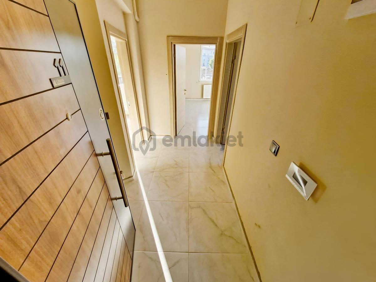 Huzur^dan Hastane Bölgesinde Dogalgazlı 2+1 Kiralık Daire - 3