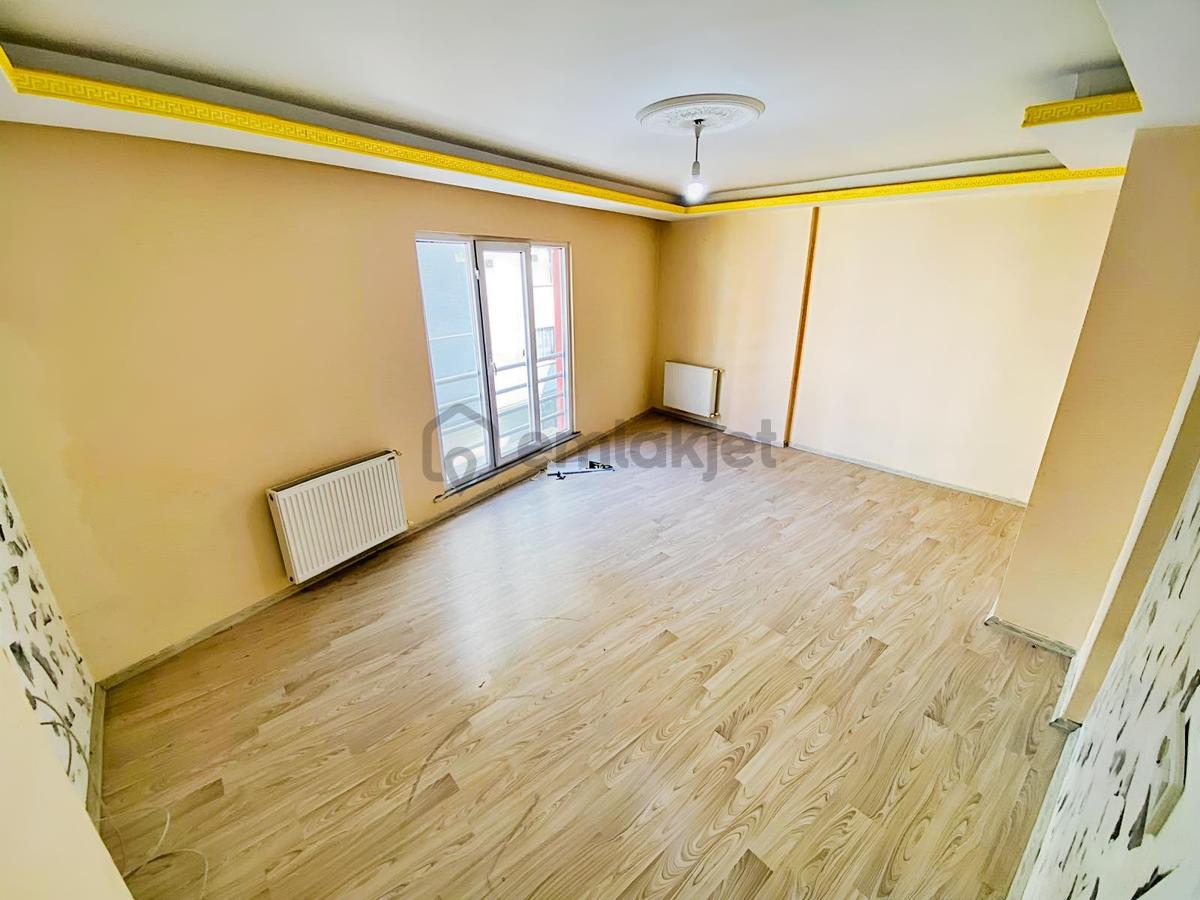 Az-er Yapı'dan Ara Kat 90m2 İskanlı Kombili Satılık 2+1 Daire!!! - 2