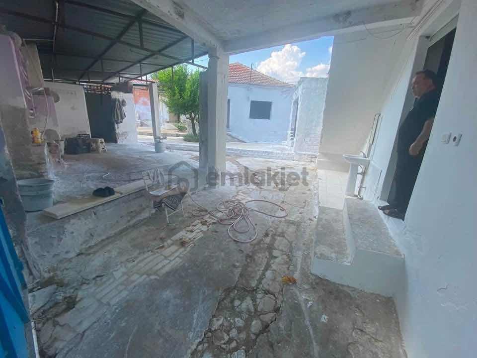 Sailerde 410 M2 Arsa İçinde Müstakil Ev - 9