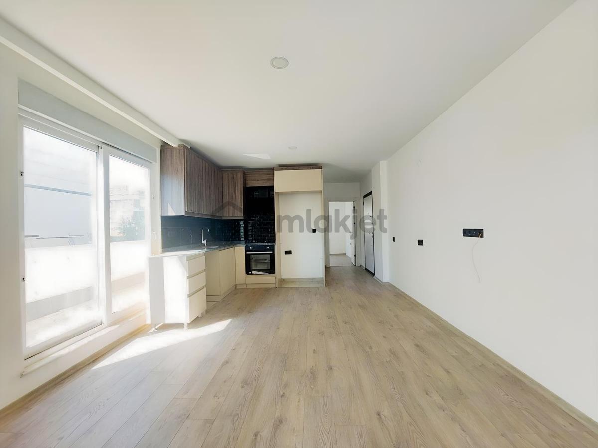 Ayanoğlu Mh. 1+1 55m2 Y.giriş Havuzlu Sıfır İskanlı Daire - 2